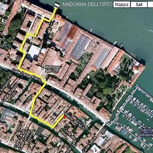 Mori 3, In Centro Storico Di Apartamento